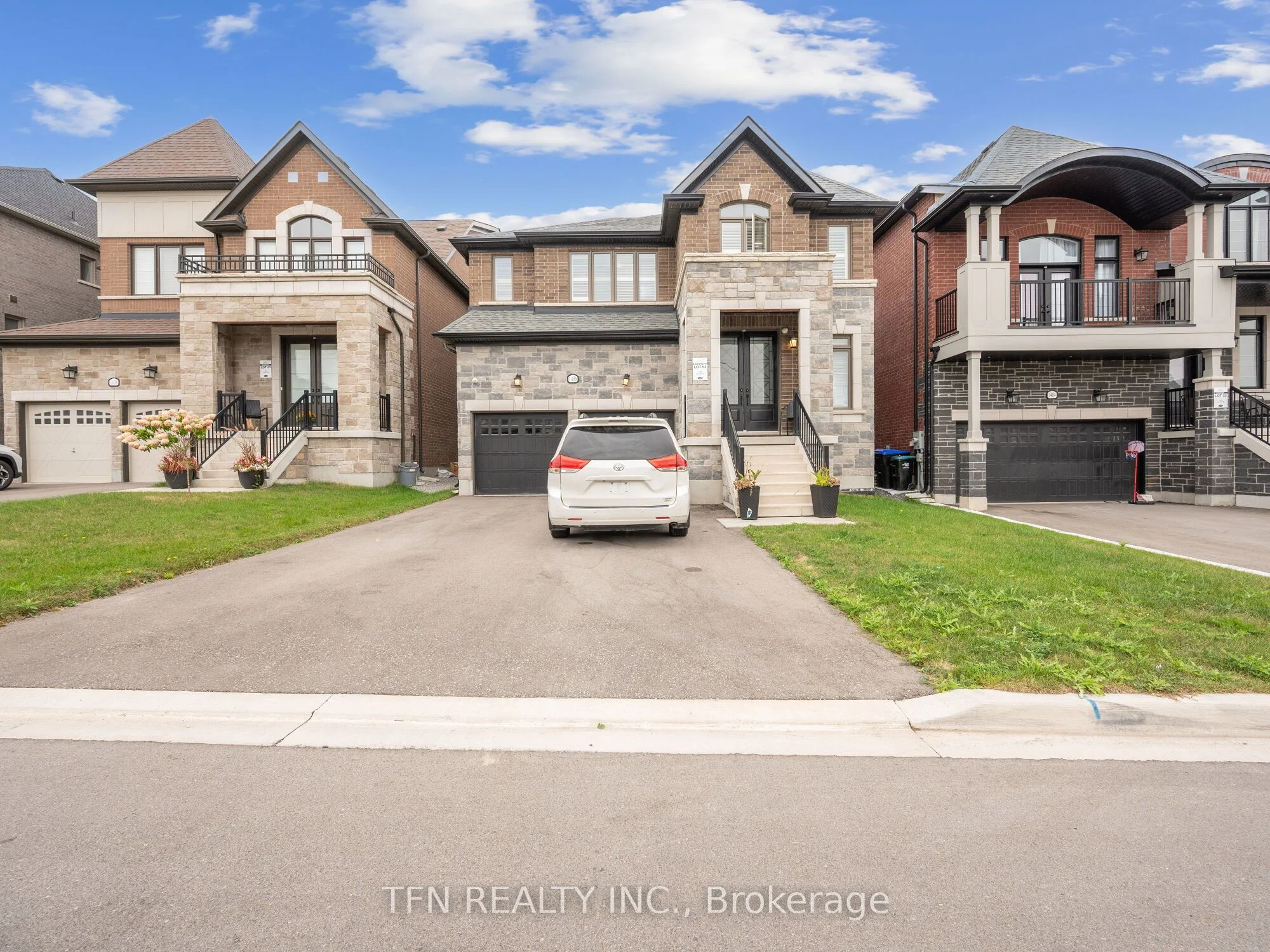 Detached in Innisfil