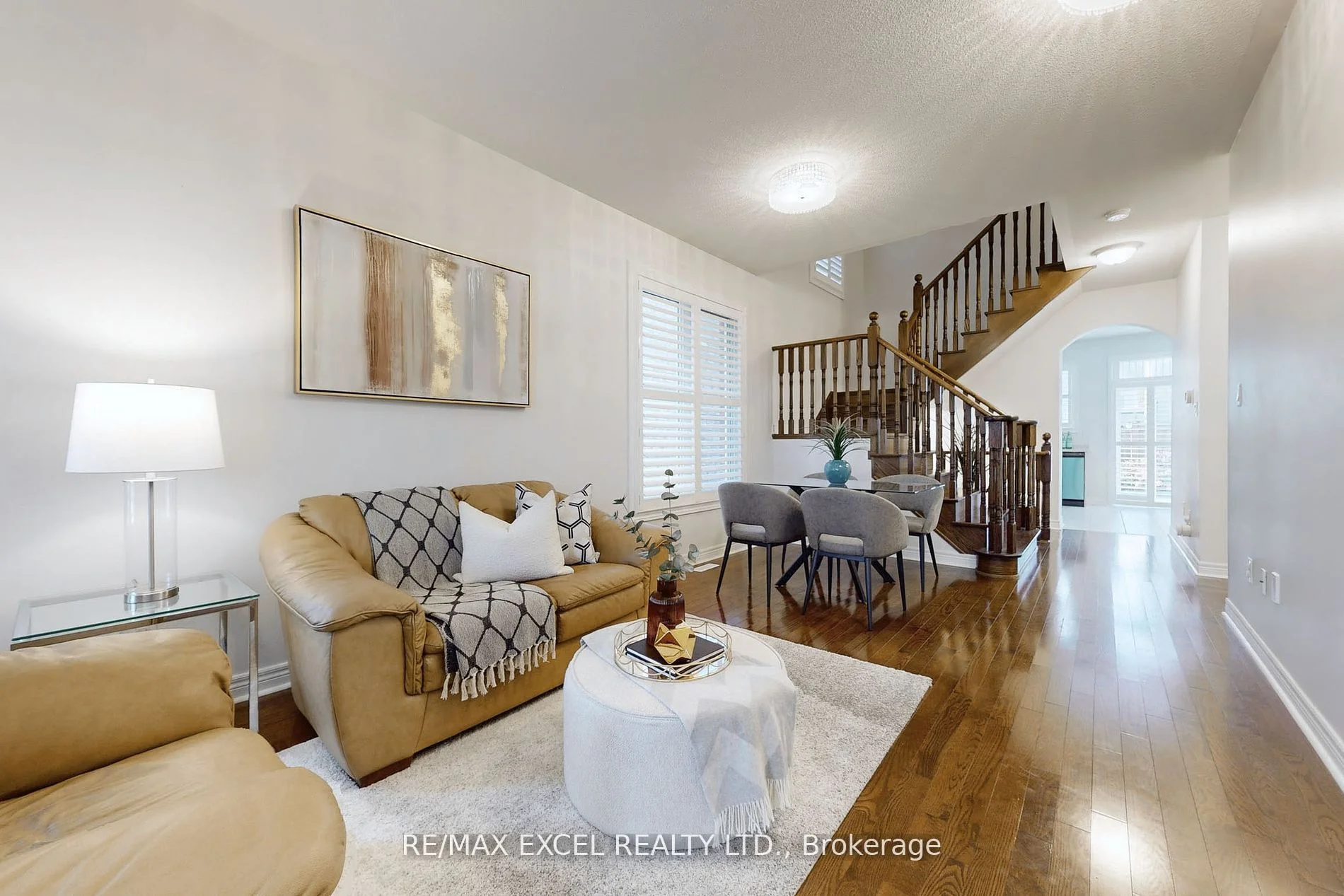 35 Hoover Park Drive, Whitchurch-Stouffville, ON L4A 1S1