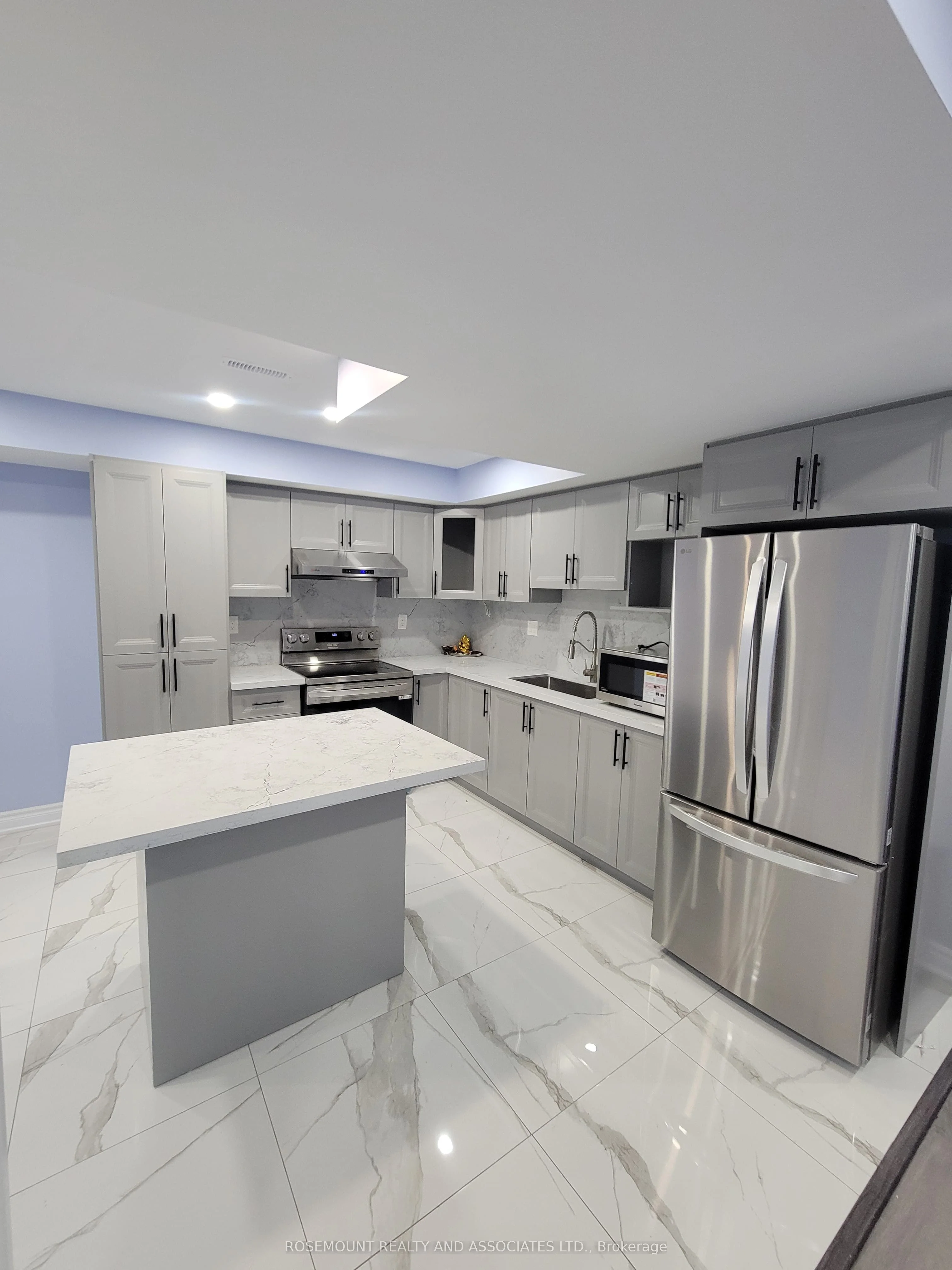 186 Boundary Boulevard N, Whitchurch-stouffville, On L4a 4w3