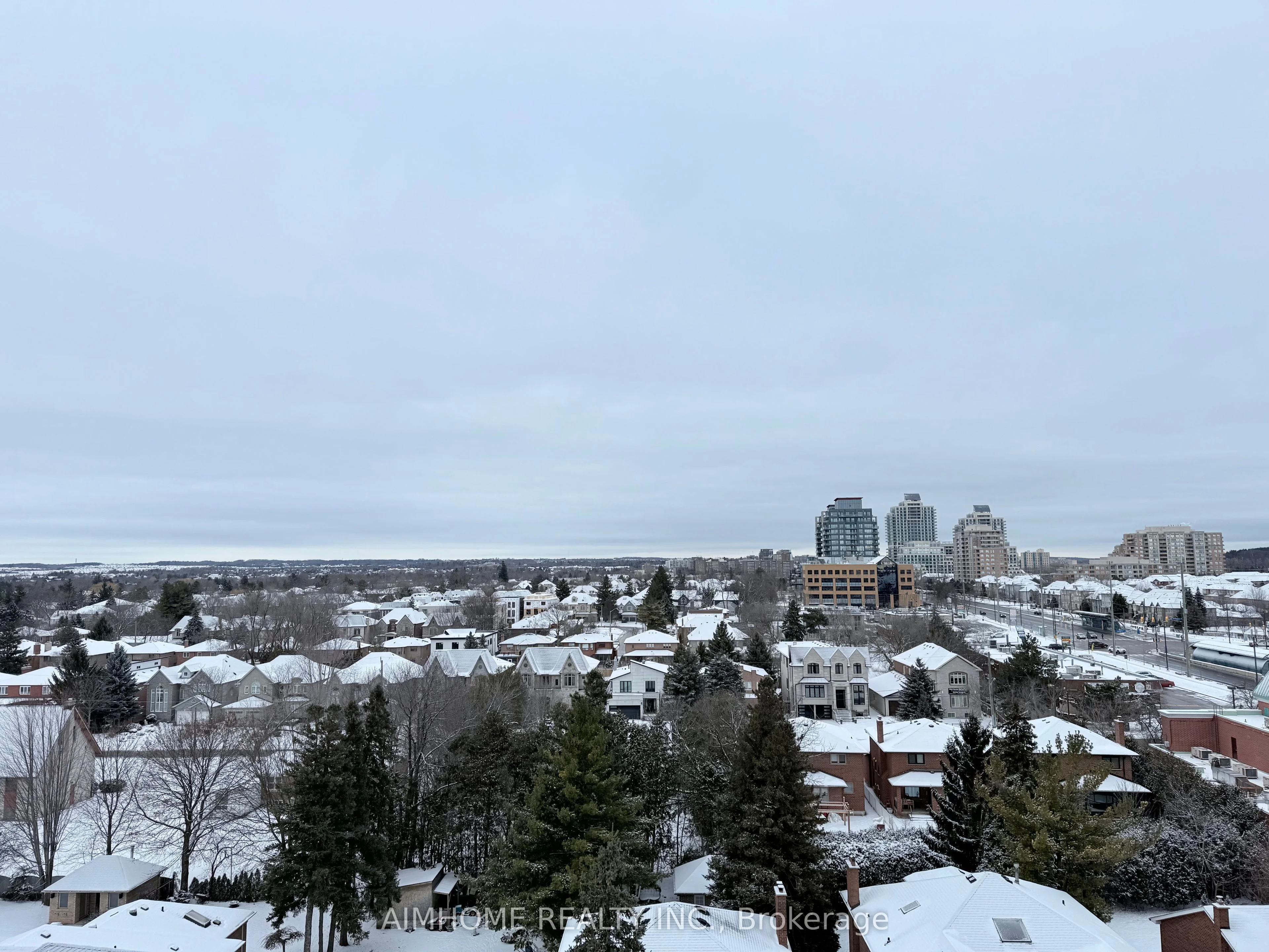 Condo Apartment in Richmond Hill