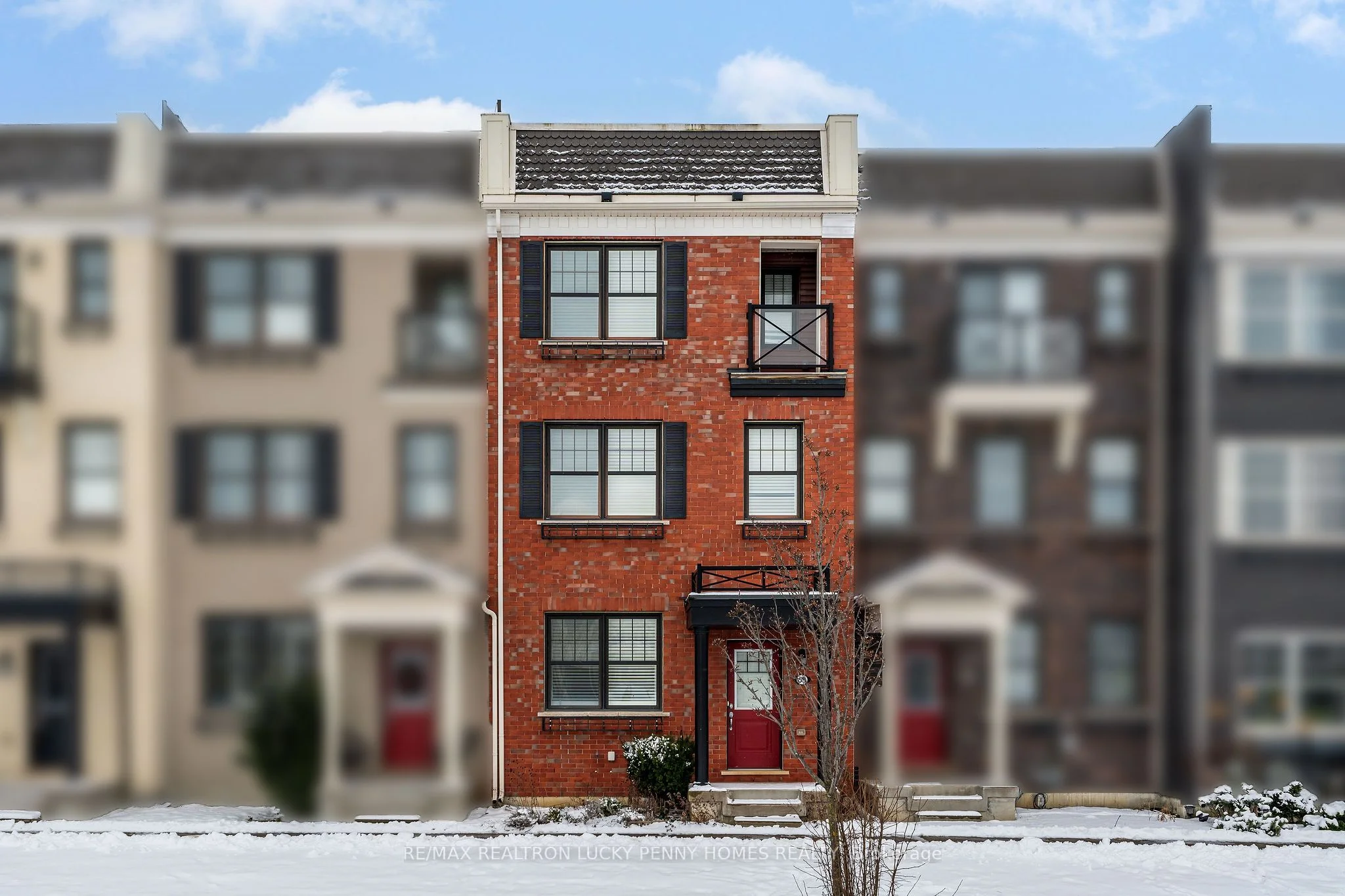 Att/Row/Townhouse in Whitchurch-Stouffville