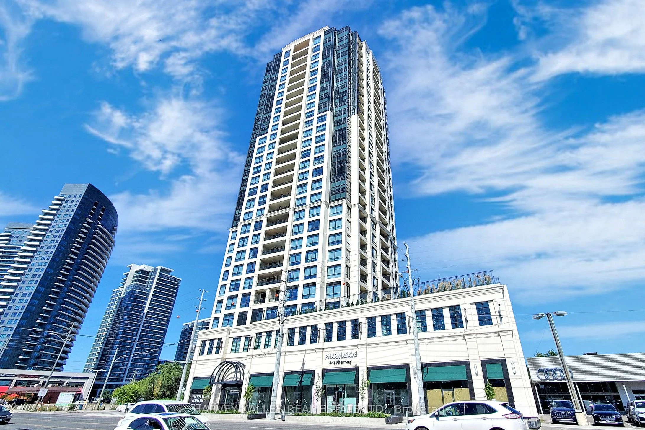 Condo Apartment in Markham