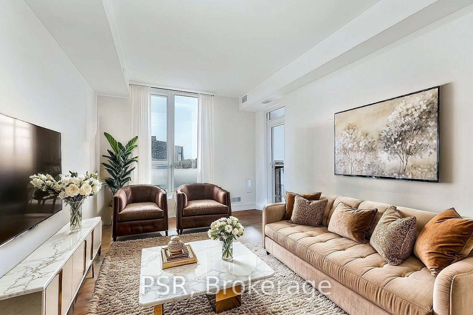 Condo Apartment in Vaughan