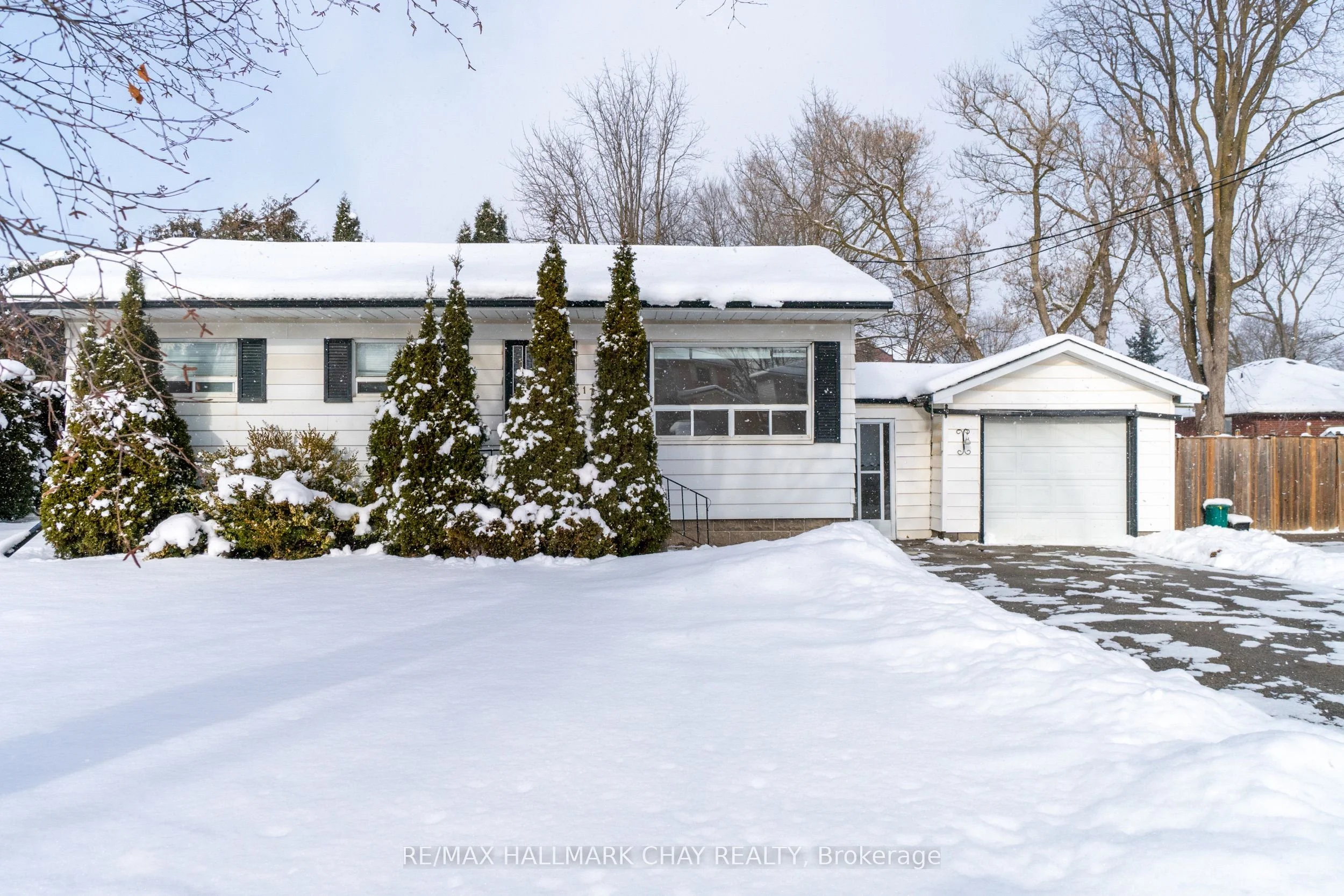 Detached in New Tecumseth