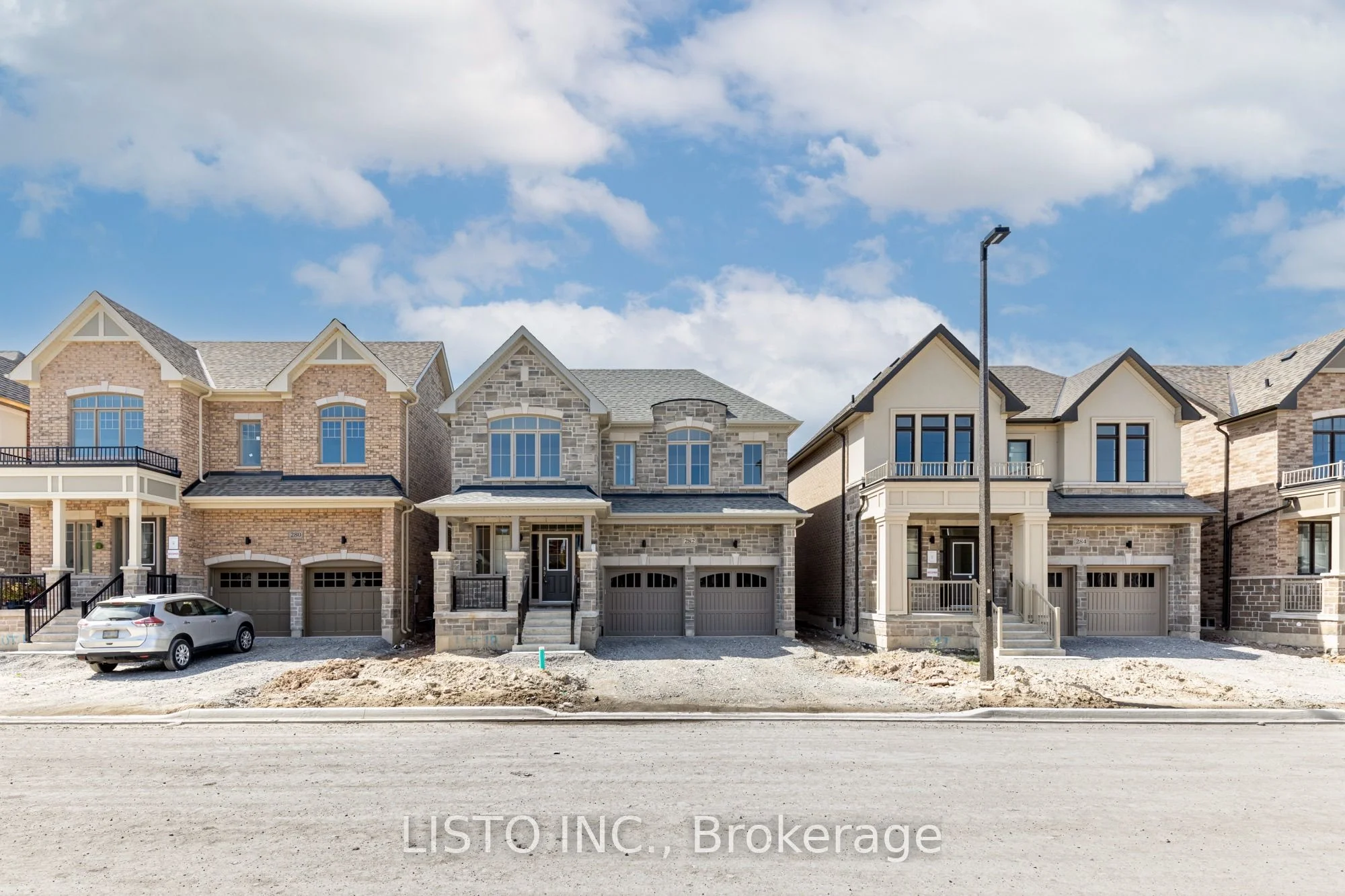 282 Danny Wheeler Boulevard, Georgina, On L4p 1e2