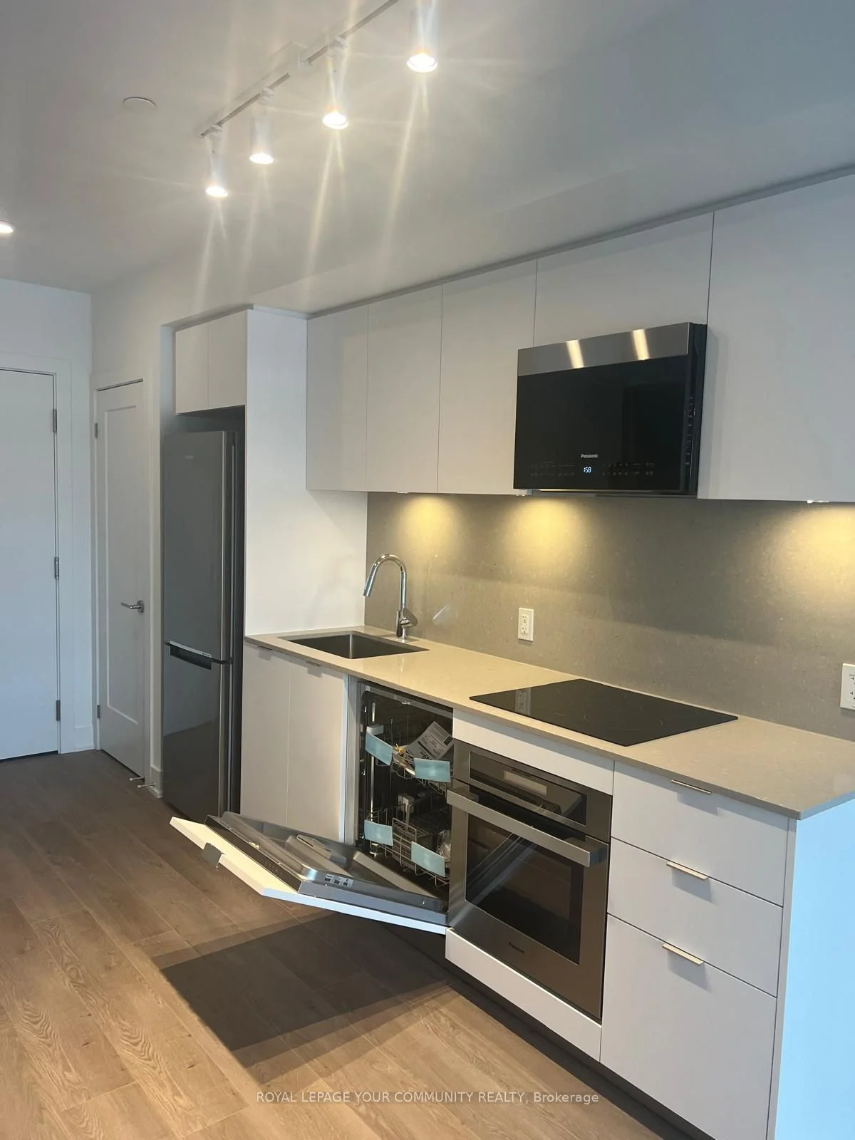 Condo Apartment in Markham