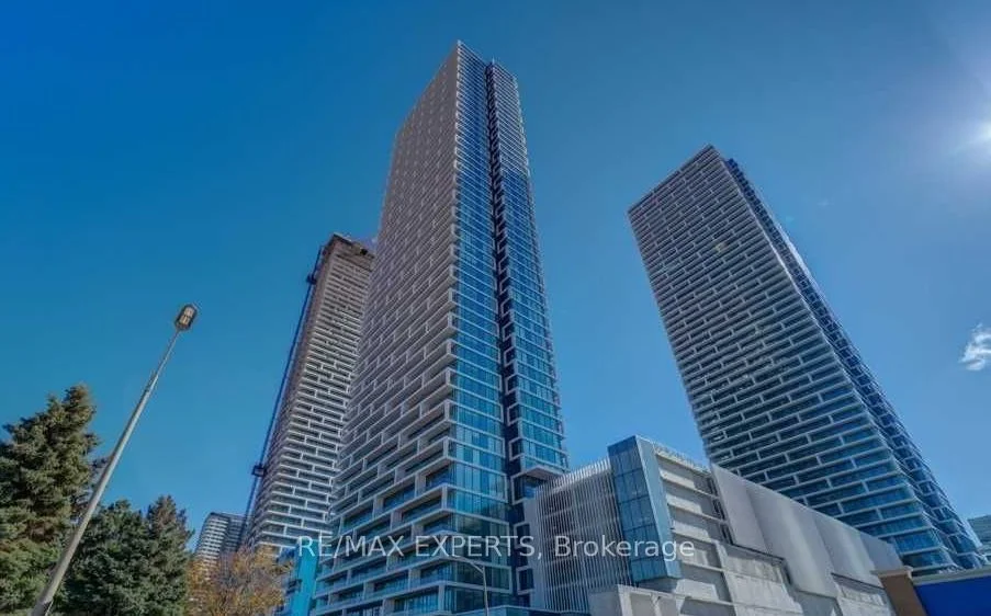 898 Portage Parkway 1912, Vaughan, On L4k 0j6