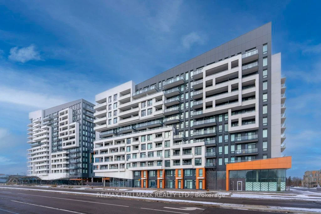Condo Apartment in Markham