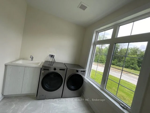 85 Bowline Vista , East Gwillimbury, ON L0N 0W2