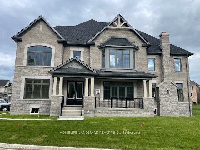 Detached in East Gwillimbury