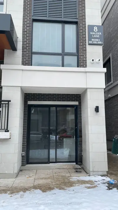 Condo Townhouse in Richmond Hill