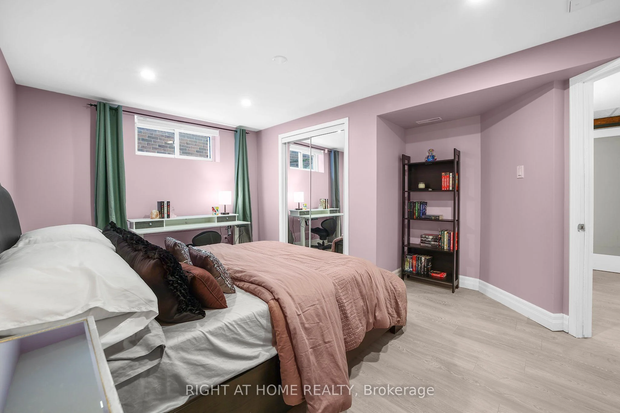 191 King Street, East Gwillimbury, ON L0G 1M0