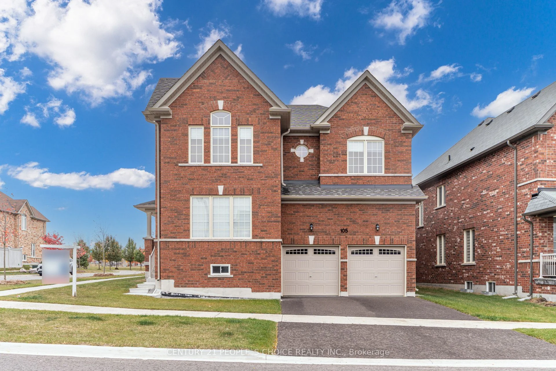 105 Kingknoll Crescent, Georgina, ON L4P 0H8