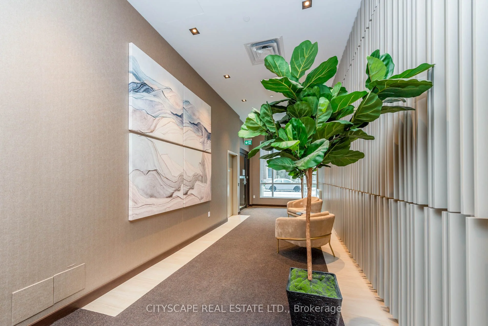 60 Honeycrisp Crescent 1005, Vaughan, ON L4K 0N5