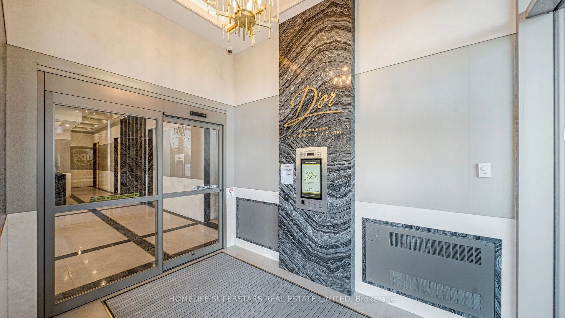 10 Gatineau Drive 815, Vaughan, ON L4J 0L2