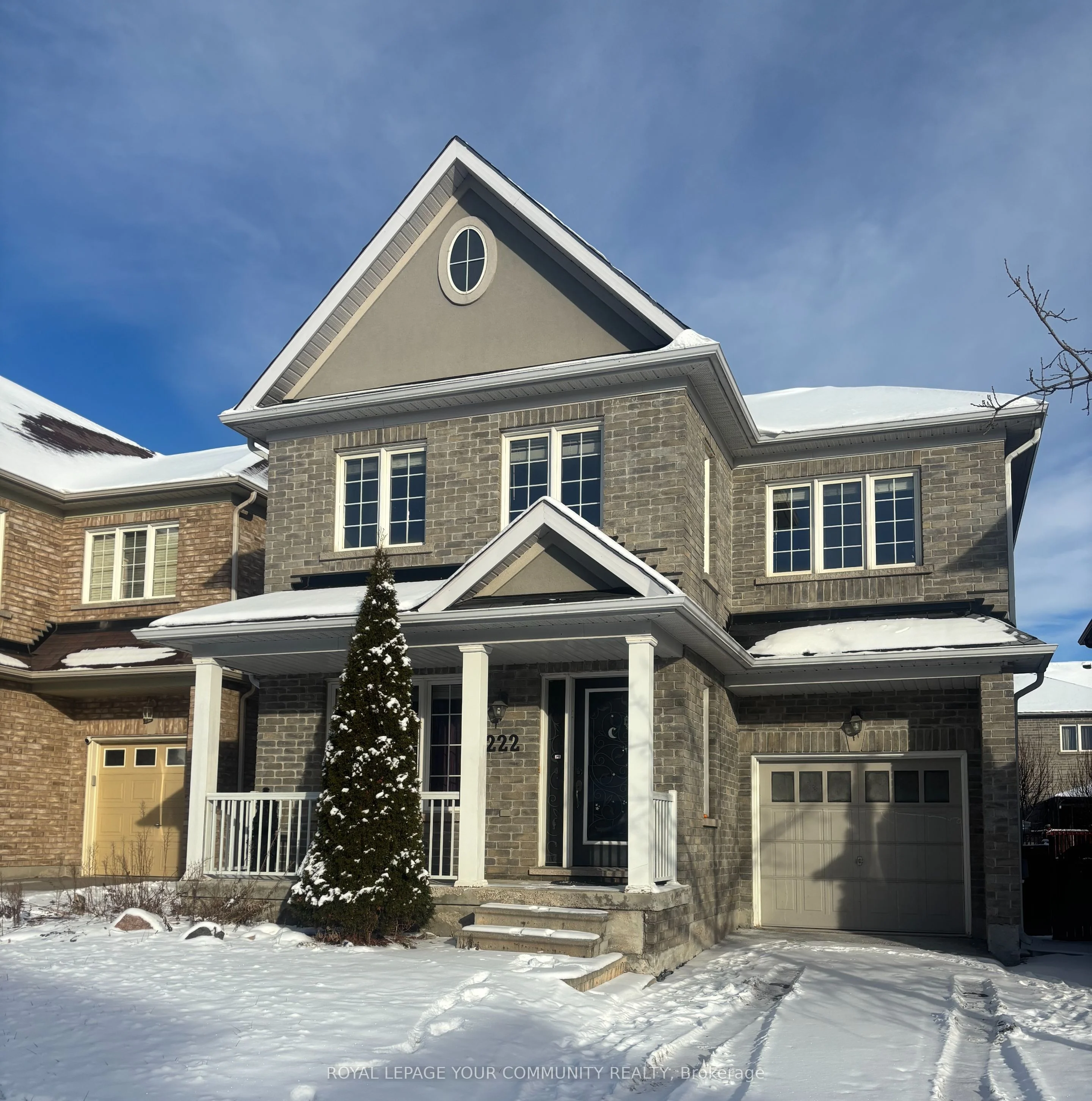 222 Ray Snow Boulevard, Newmarket, On L3x 3j3