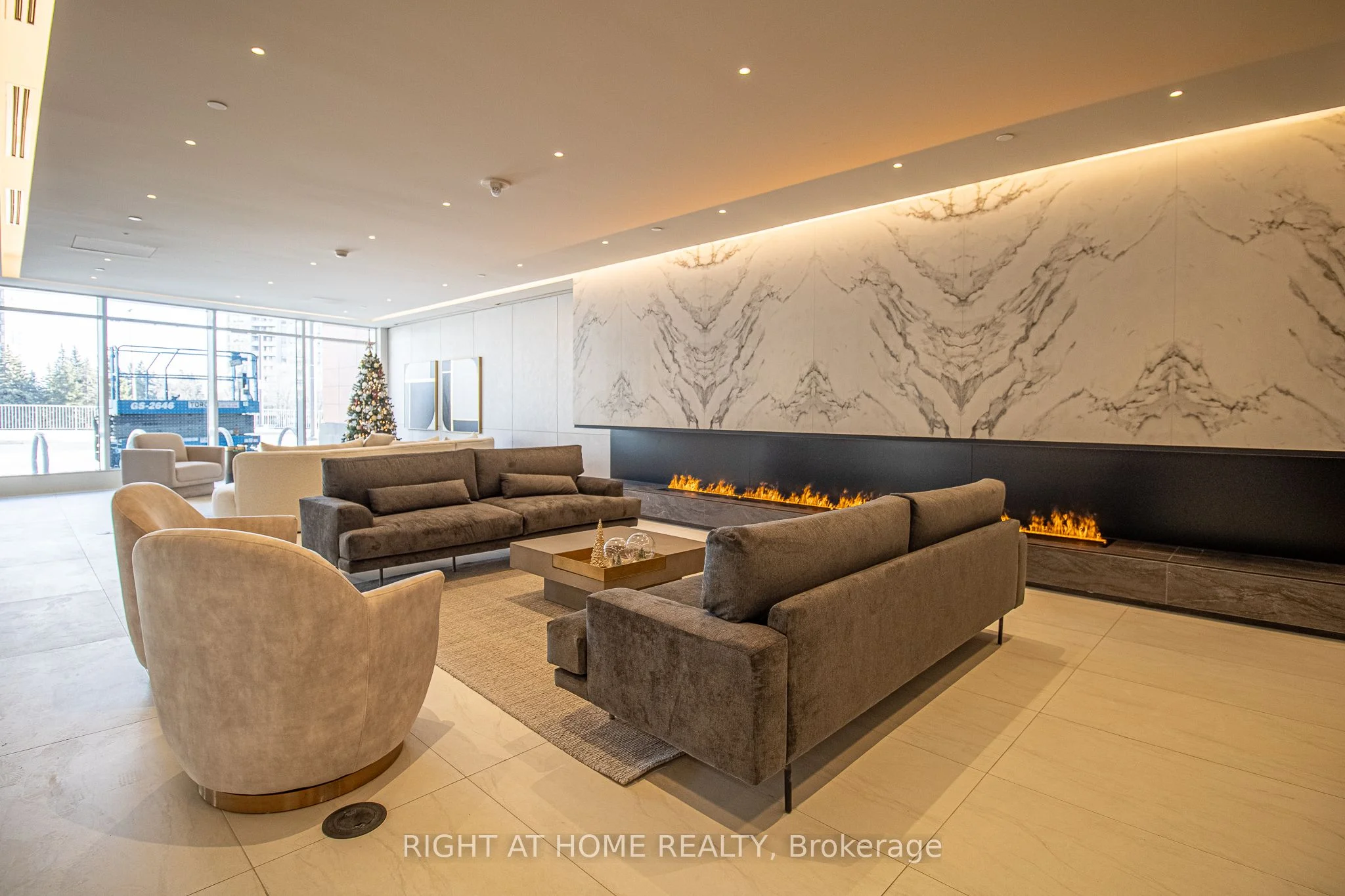 Condo Apartment in Vaughan