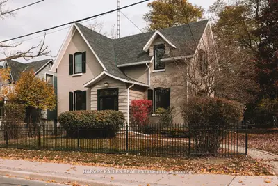 Detached in Aurora