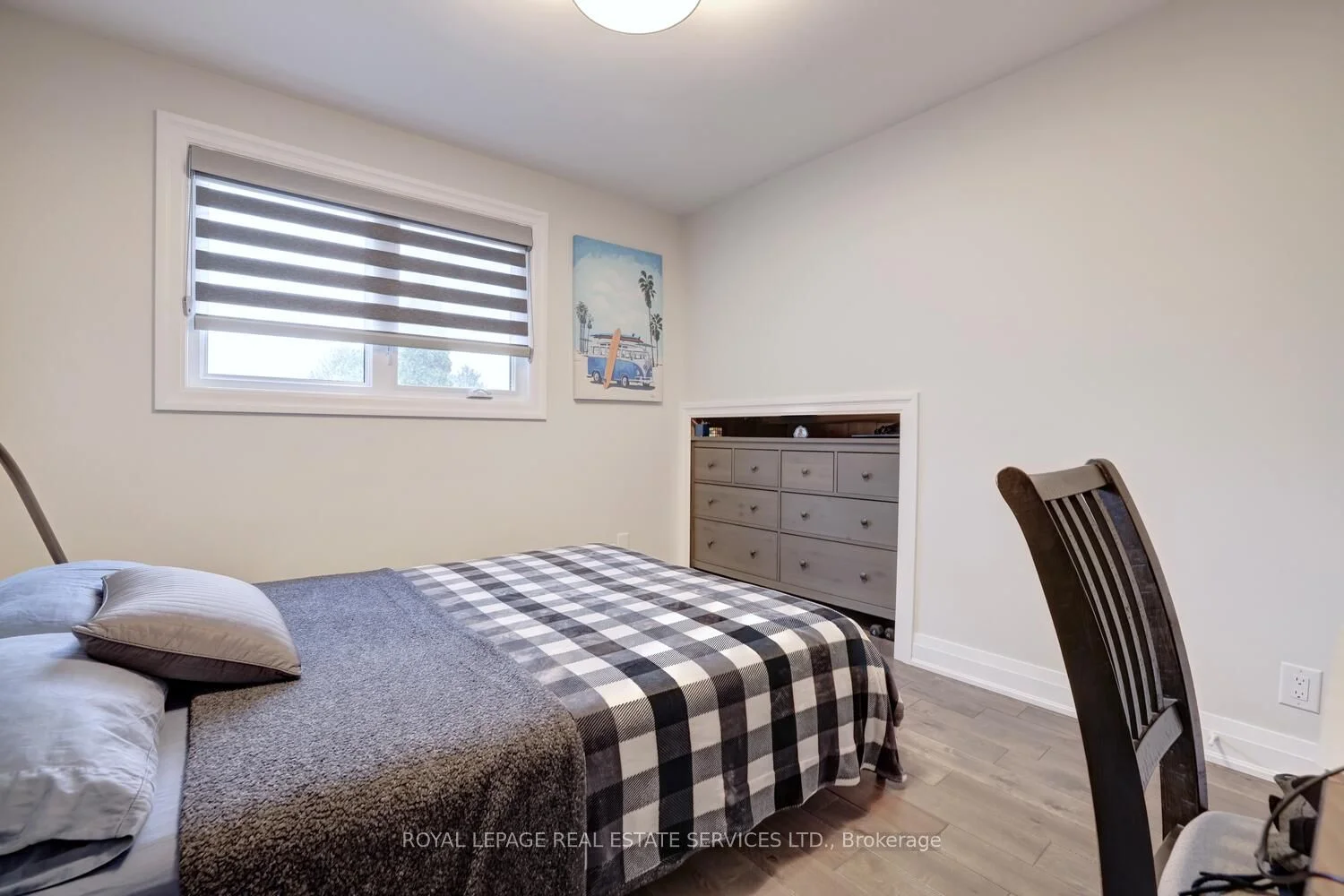 102 Crown Crescent, Bradford West Gwillimbury, ON L3Z 2M2