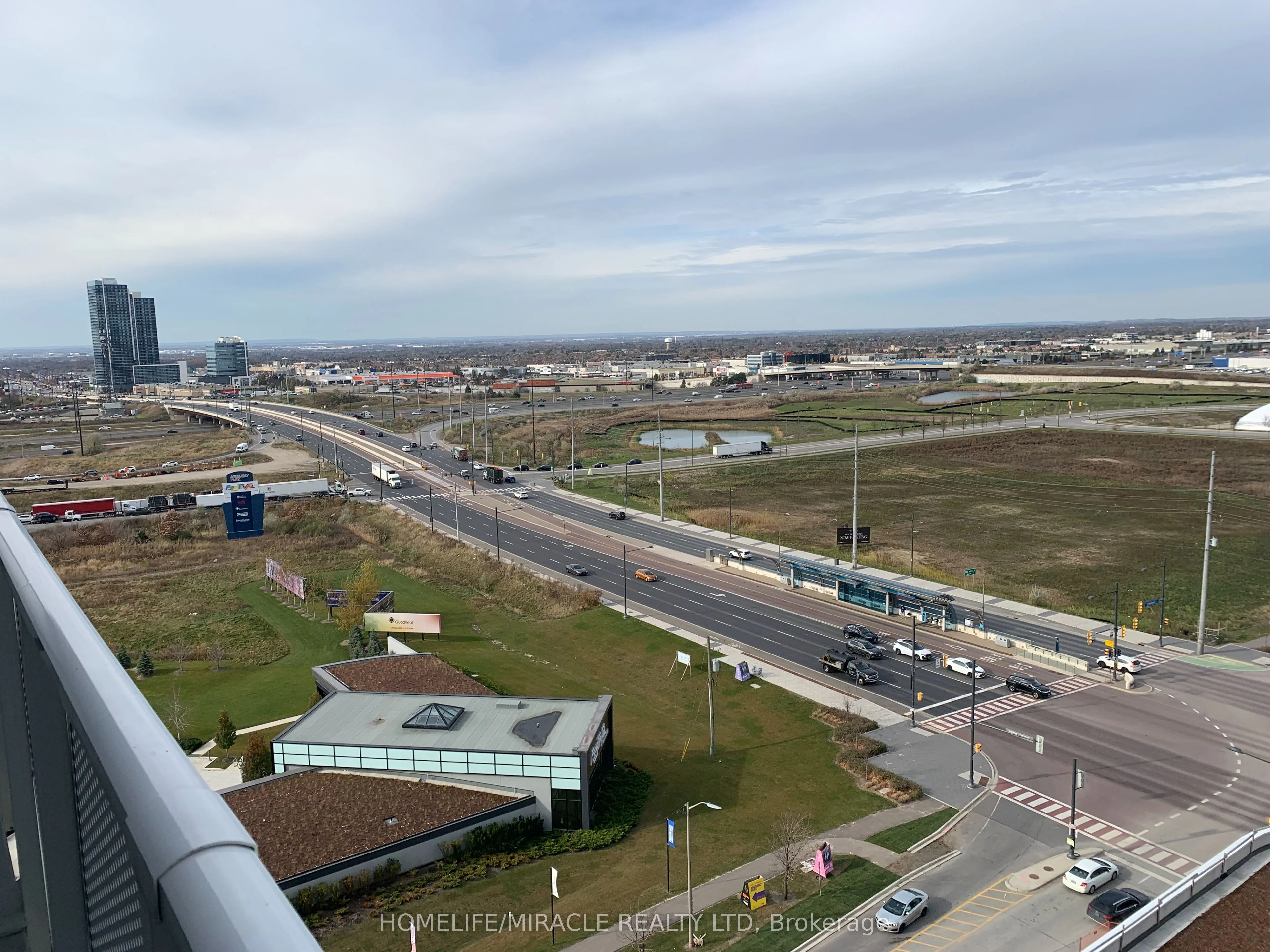 195 Commerce Street 1612, Vaughan, ON L4K 0P9