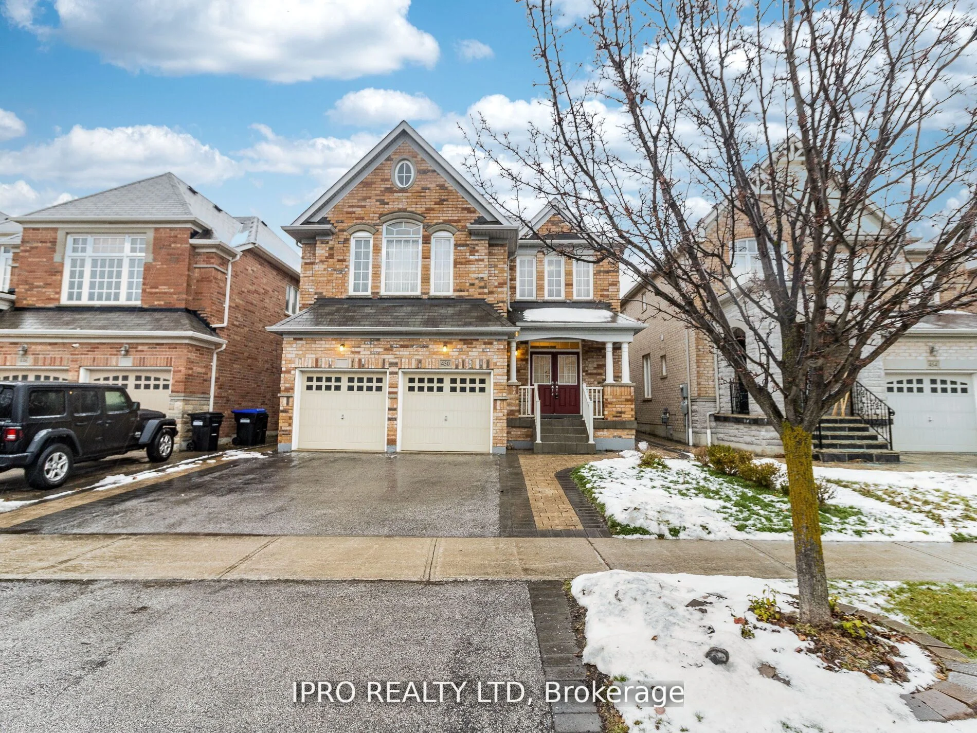 Detached in Bradford West Gwillimbury