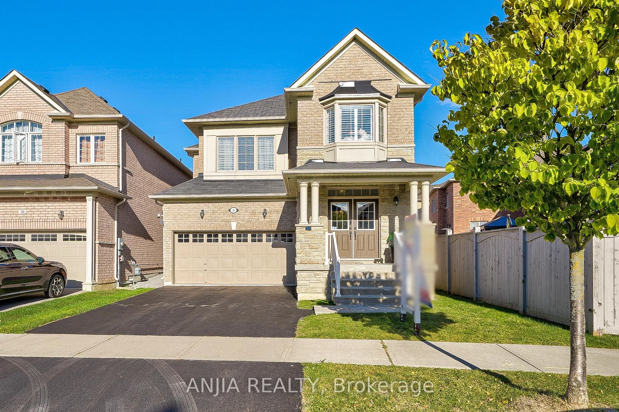 28 Lucida Court, Whitchurch-stouffville, On L4a 1s1