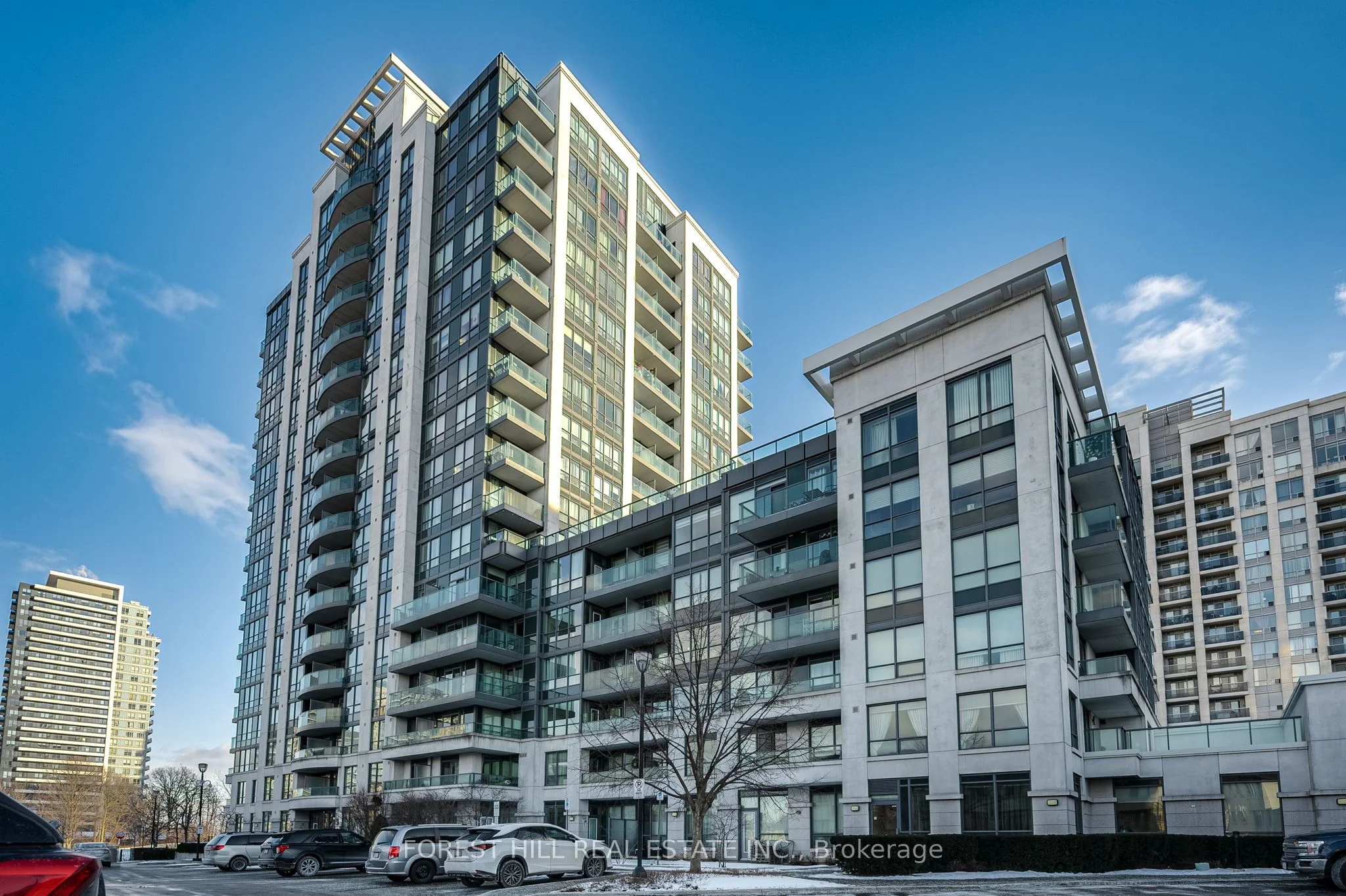 20 North Park Road 215, Vaughan, On L4j 0g7