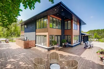 Detached in Uxbridge