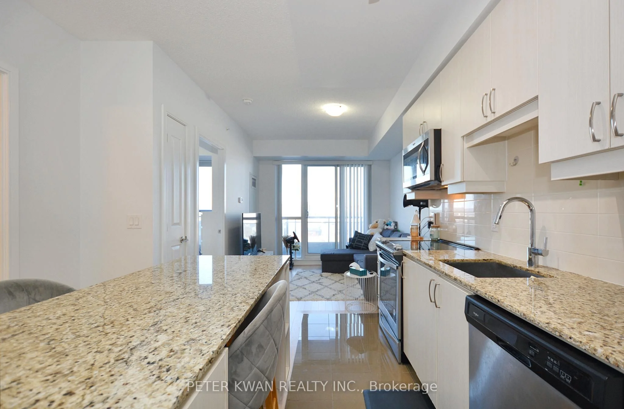 9205 Yonge Street 618ne, Richmond Hill, On L4c 1v5