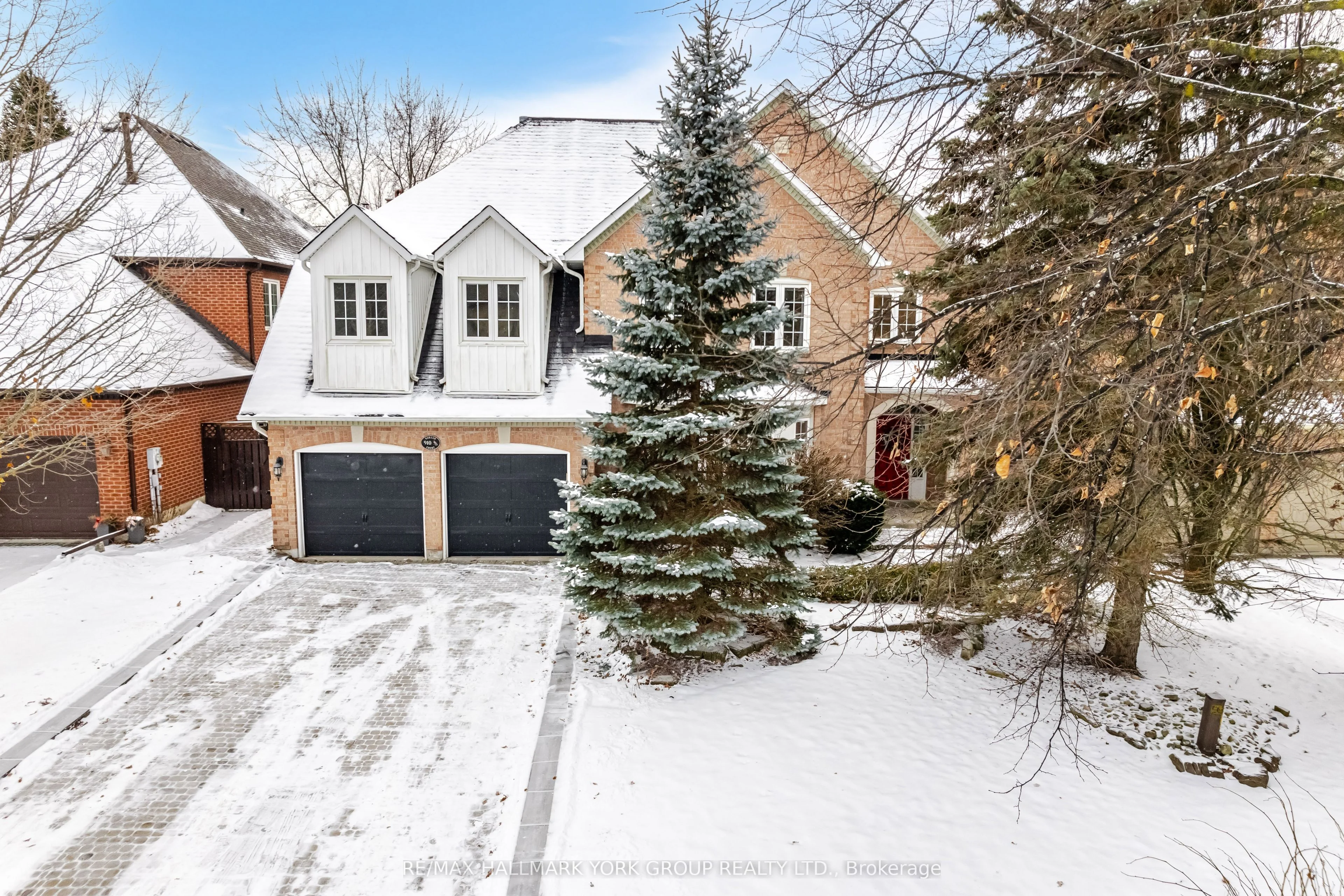 Detached in Newmarket