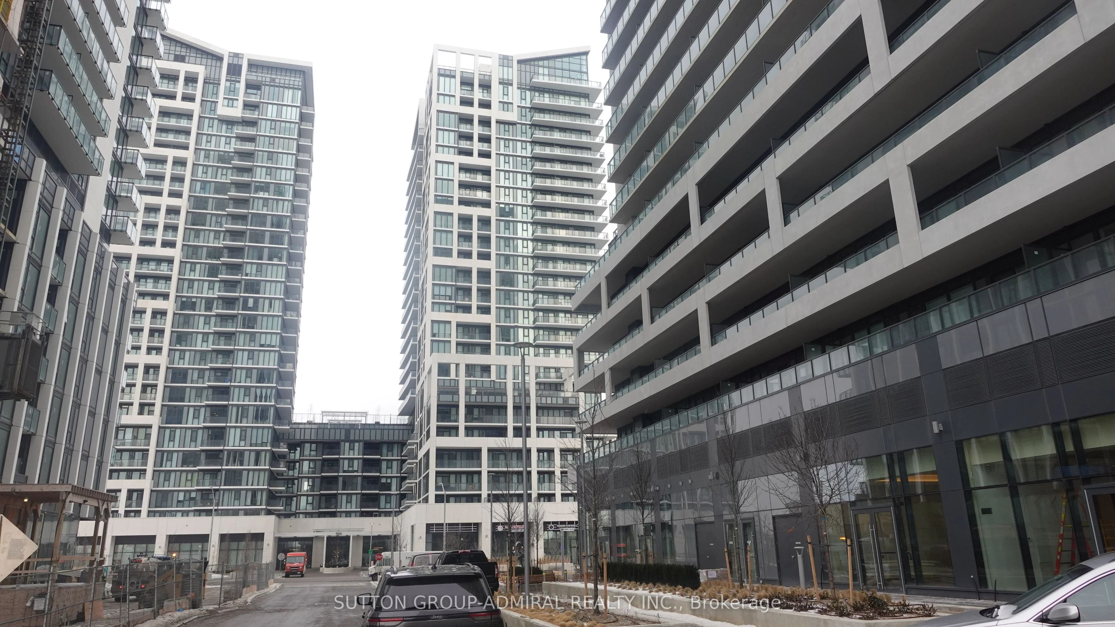 Condo Apartment in Vaughan