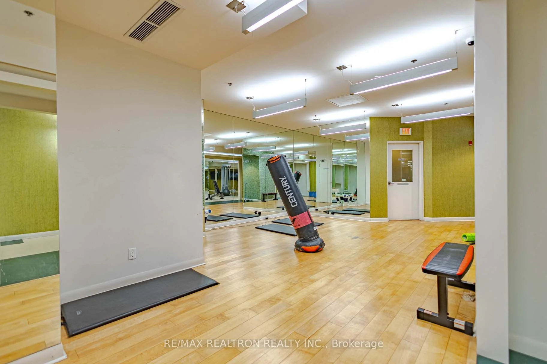 75 Norman Bethune Avenue 110, Richmond Hill, ON L4B 0B6