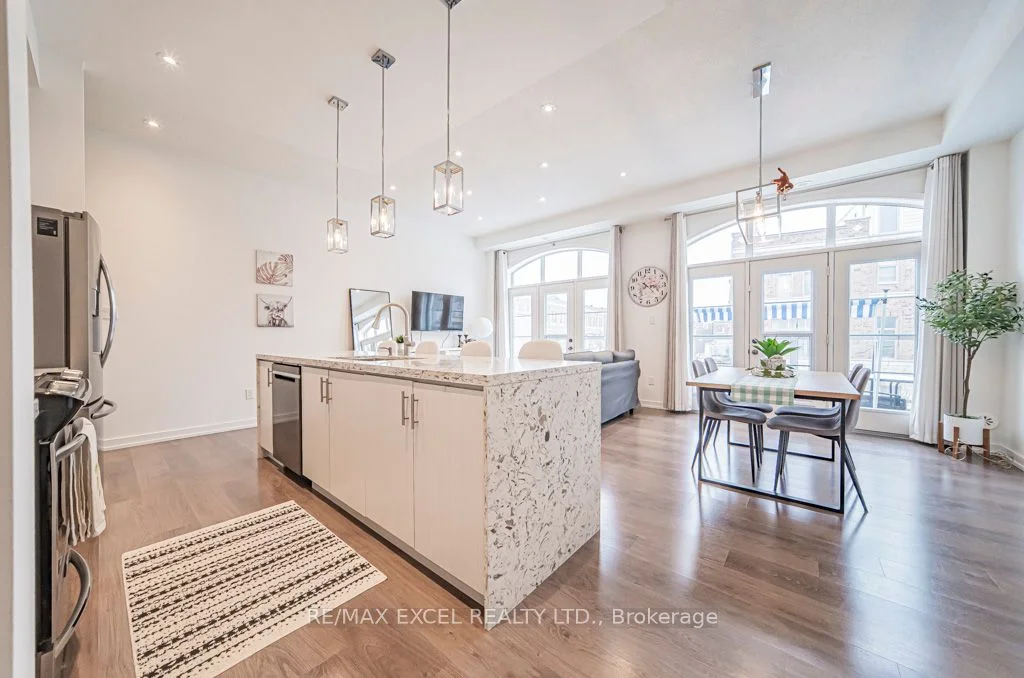 Condo Townhouse in Whitchurch-Stouffville
