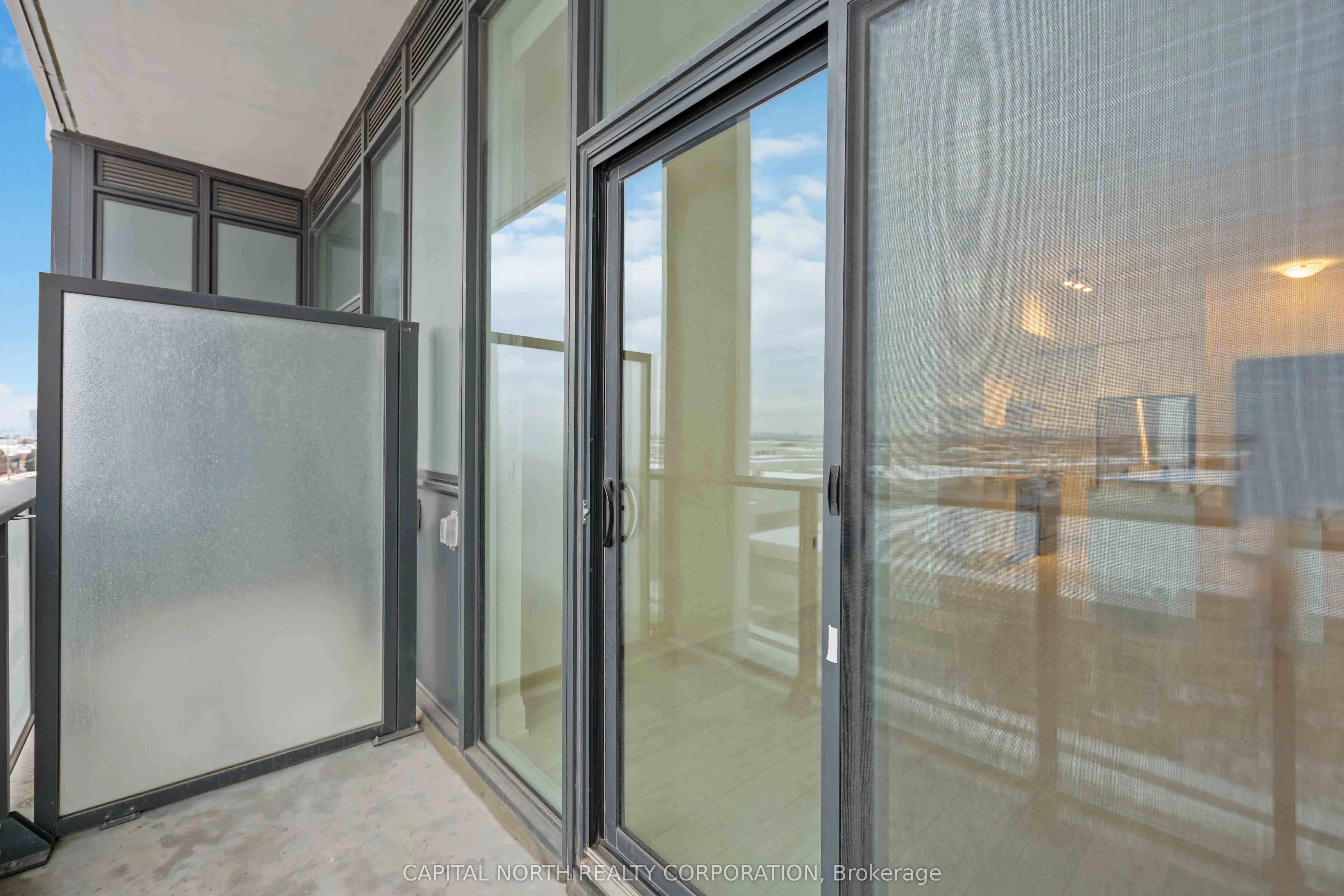 9000 Jane Street 615, Vaughan, ON L4K 0M6