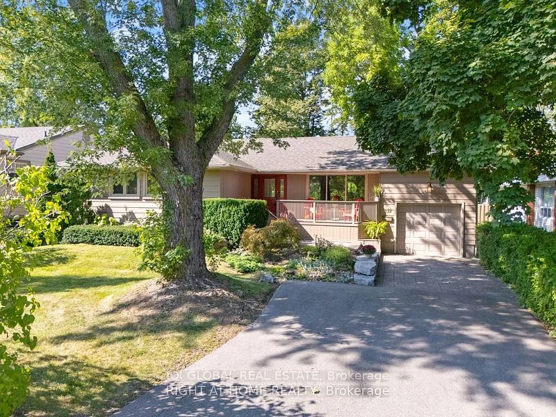 111 Mill Street, Richmond Hill, On L4c 4a6