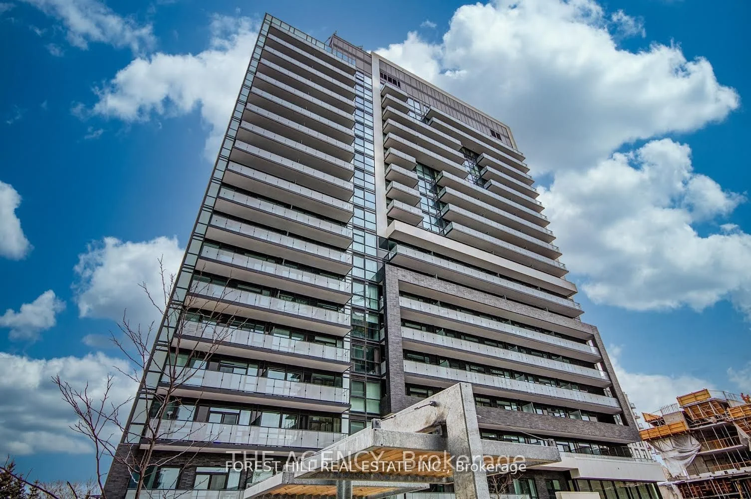 75 Oneida Crescent 801, Richmond Hill, On L4b 0g9