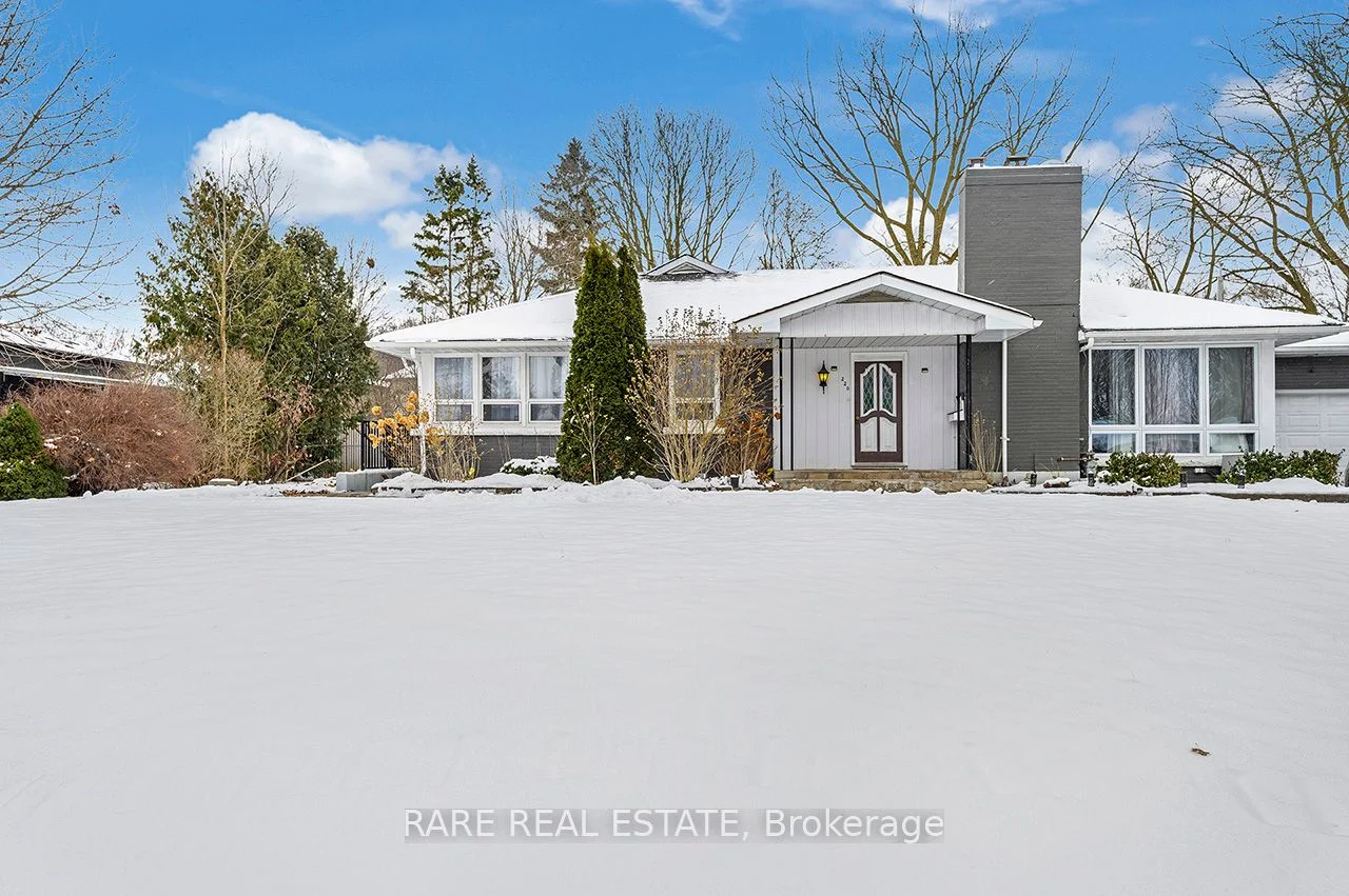 220 Millard Avenue, Newmarket, On L3y 1z2