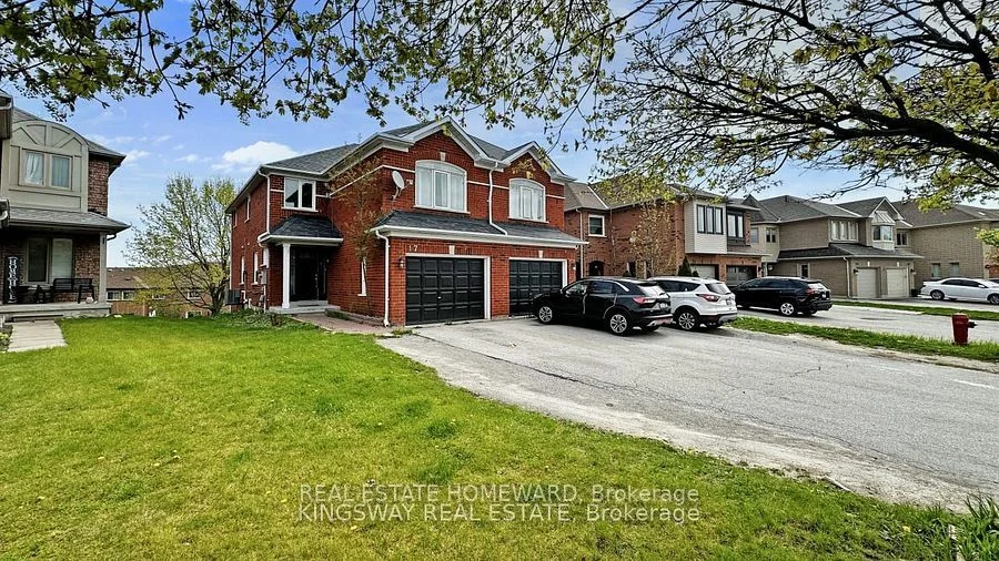 Semi-Detached in Aurora