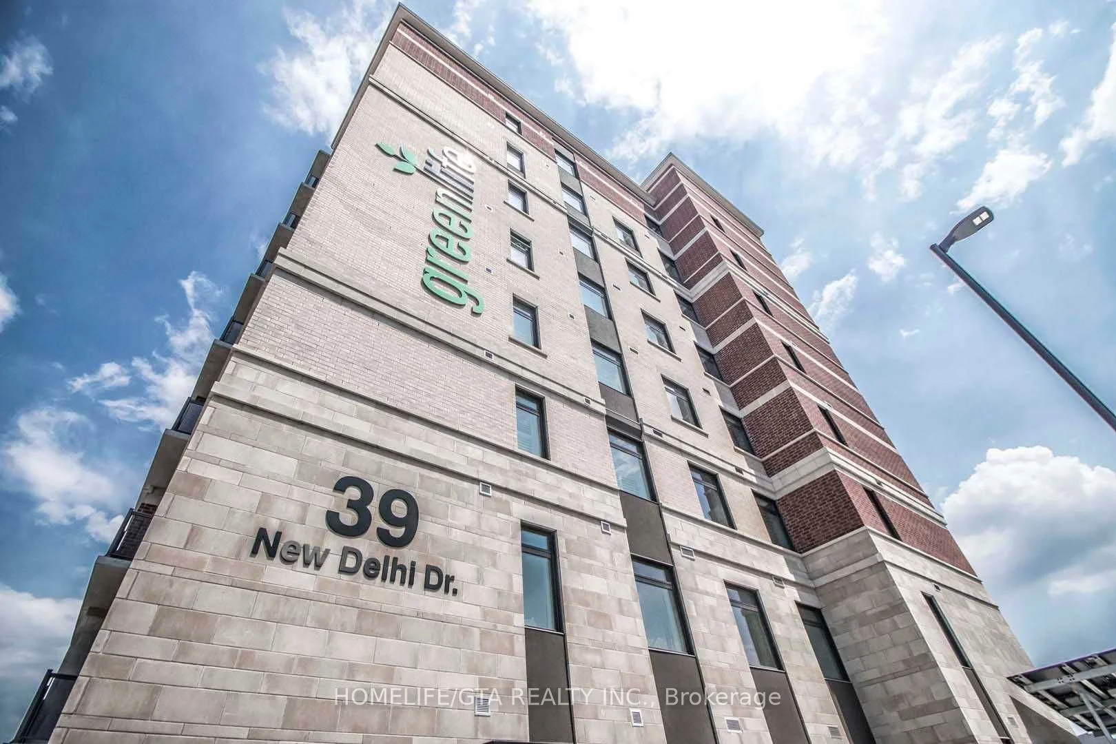 Condo Apartment in Markham