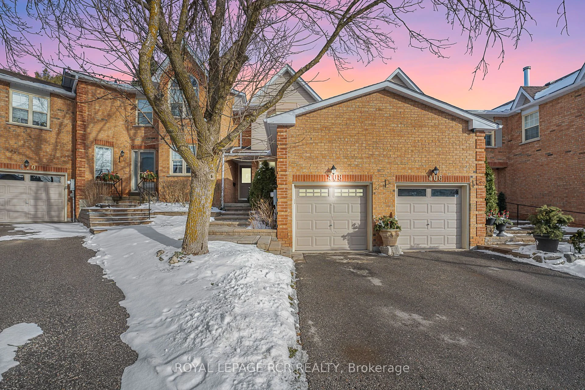 Condo Townhouse in Aurora