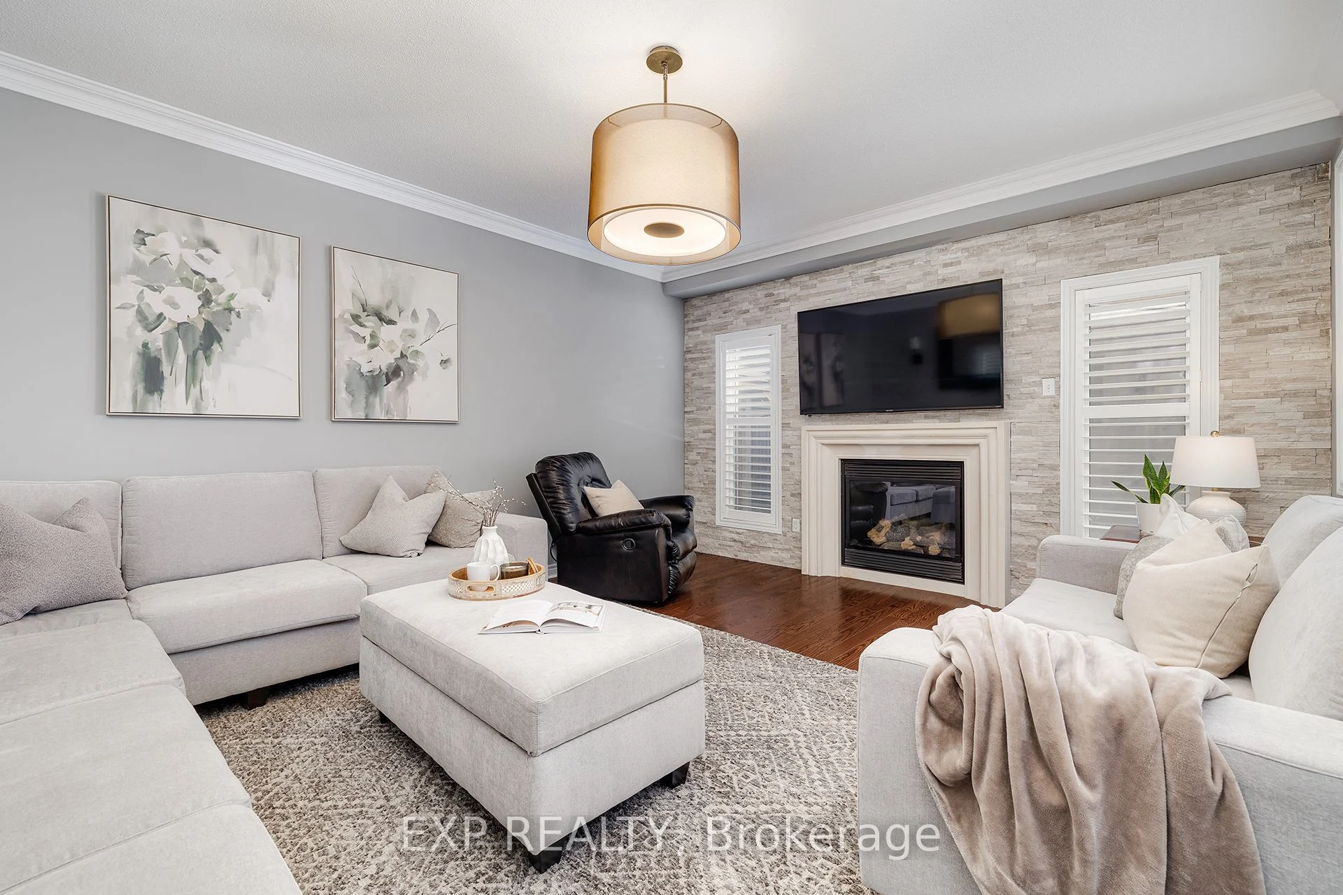 65 Filippazzo Road, Vaughan, ON L4H 0M5