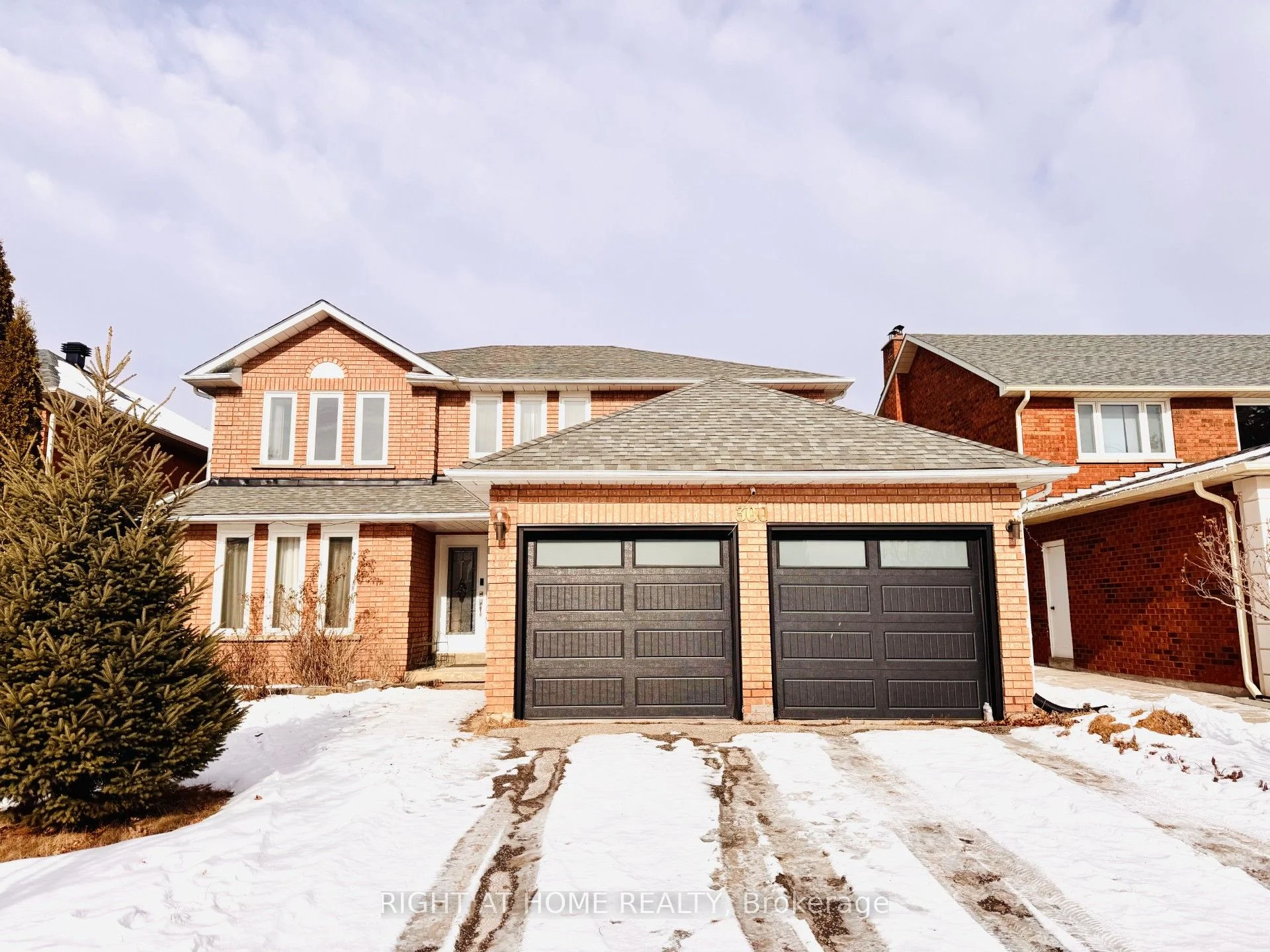 300 Valleymede Drive, Richmond Hill, On L4b 2c5
