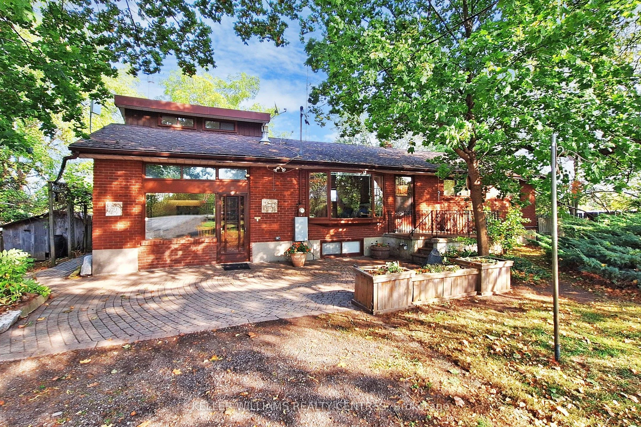 25985 Woodbine Avenue, Georgina, On L4p 3e9