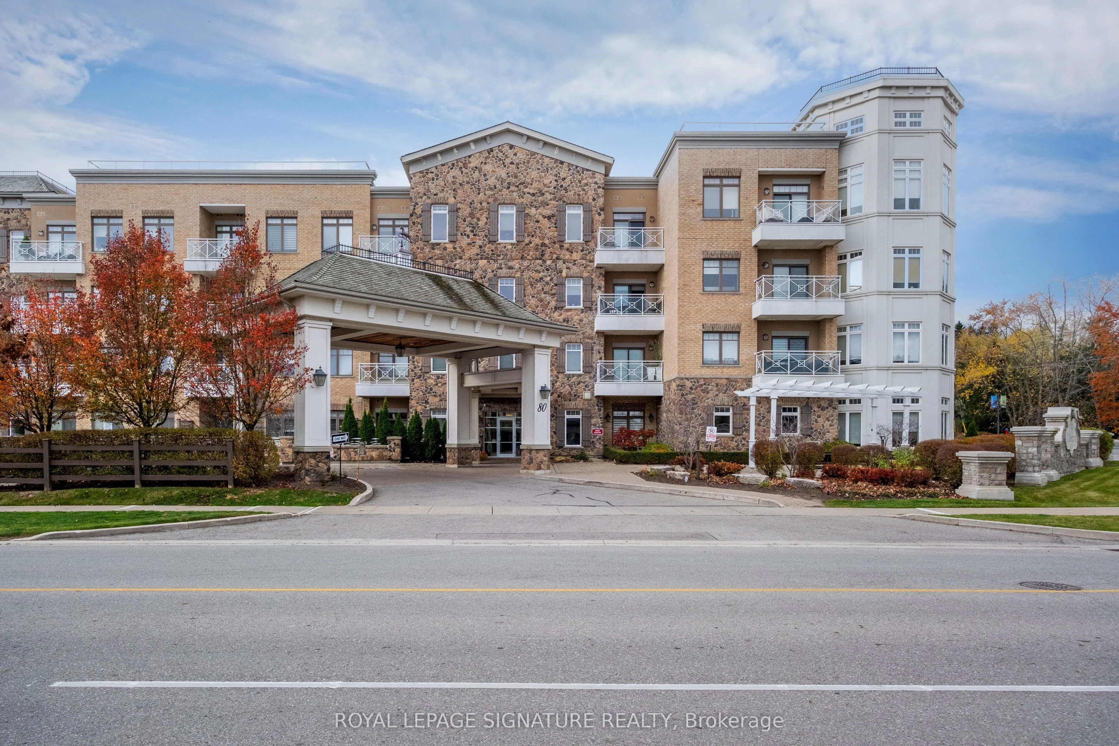 Condo Apartment in King