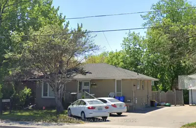 Detached in Richmond Hill