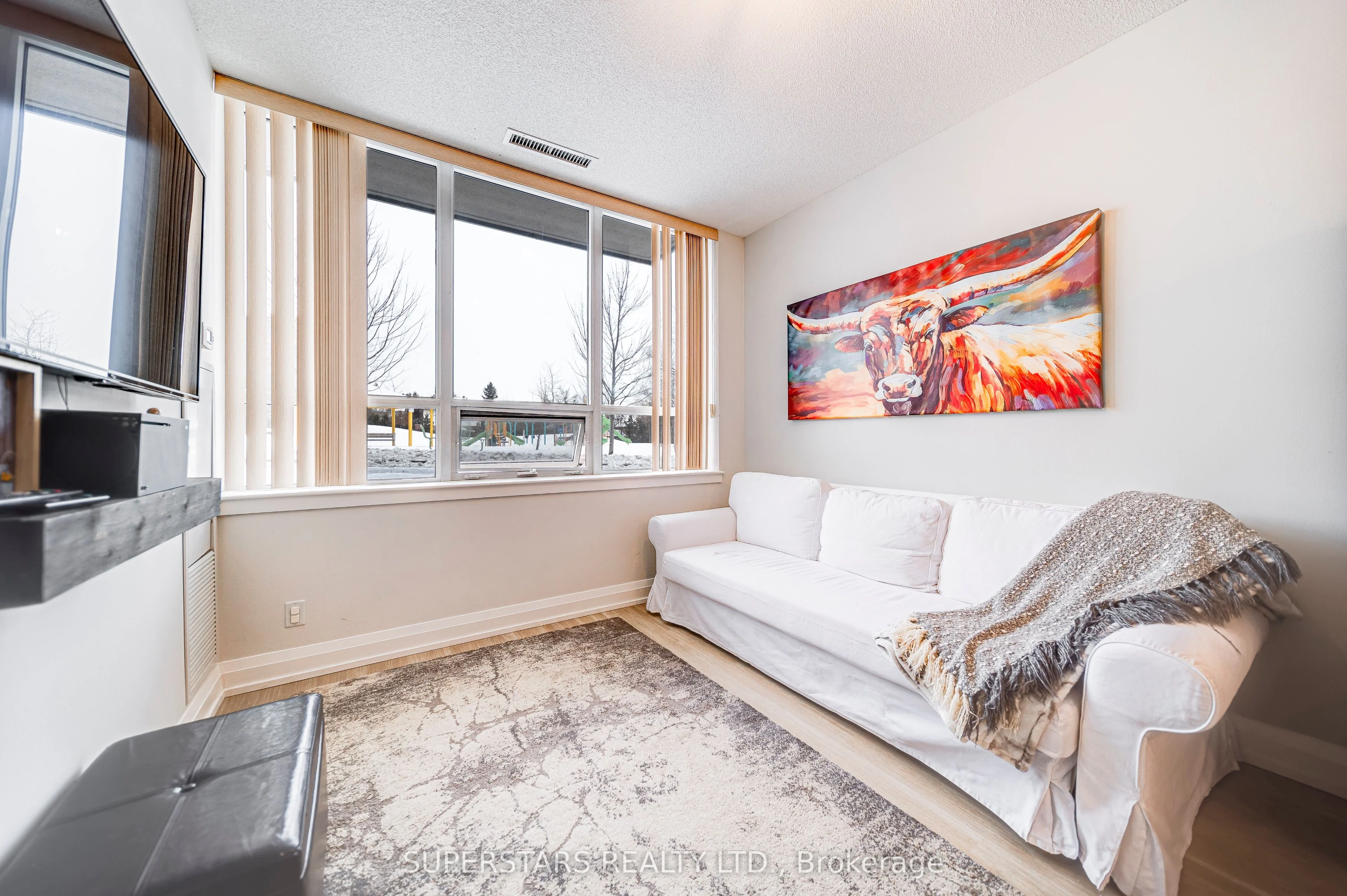 370 Highway 7 E 122, Richmond Hill, ON L4B 0C4