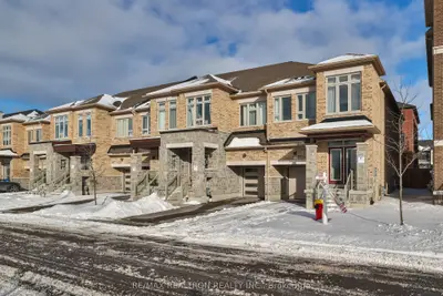 31 Ducharme Drive, Richmond Hill, On L4s 0j3