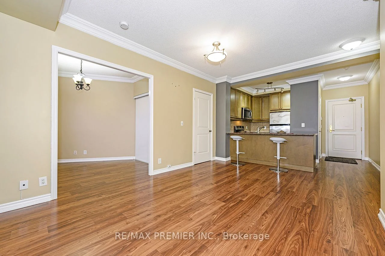9235 Jane Street 314, Vaughan, ON L6A 0J8