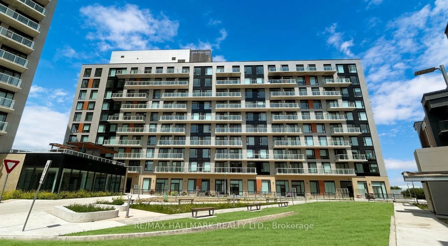 Condo Apartment in Richmond Hill