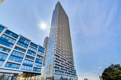 898 Portage Parkway 3703, Vaughan, On L4k 0j6